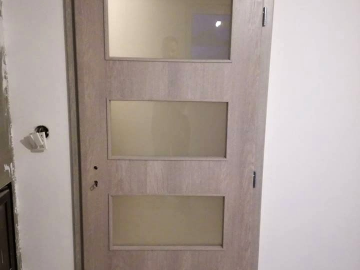 prosklené dveře